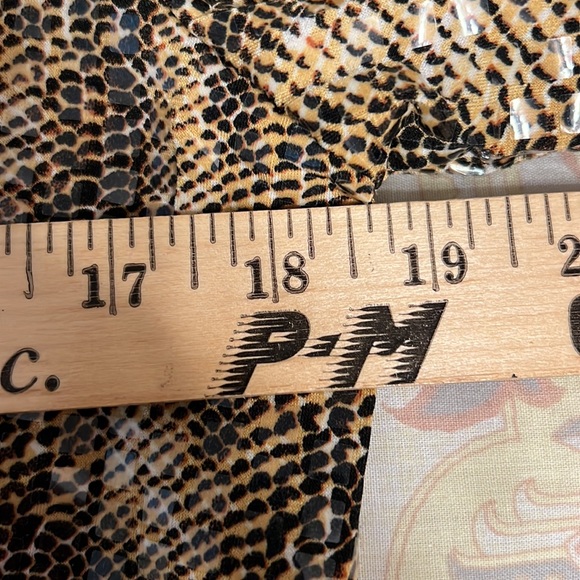 Vintage snakeskin print “fishscale sequins” jacket. All synthetic! - Picture 6 of 8